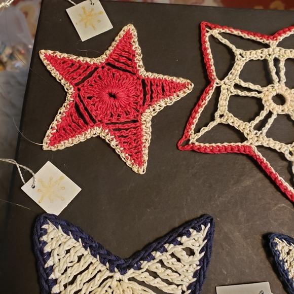 Hand Crafted Set of 5 Crochet Star Ornaments - Picture 6 of 7